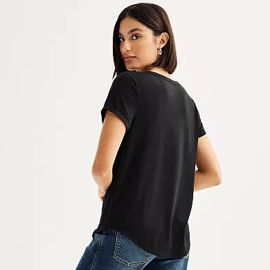 Juniors' SO® Short Sleeve V-Neck Tee